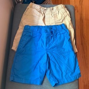 (2 pairs) GAP boys size XL shorts